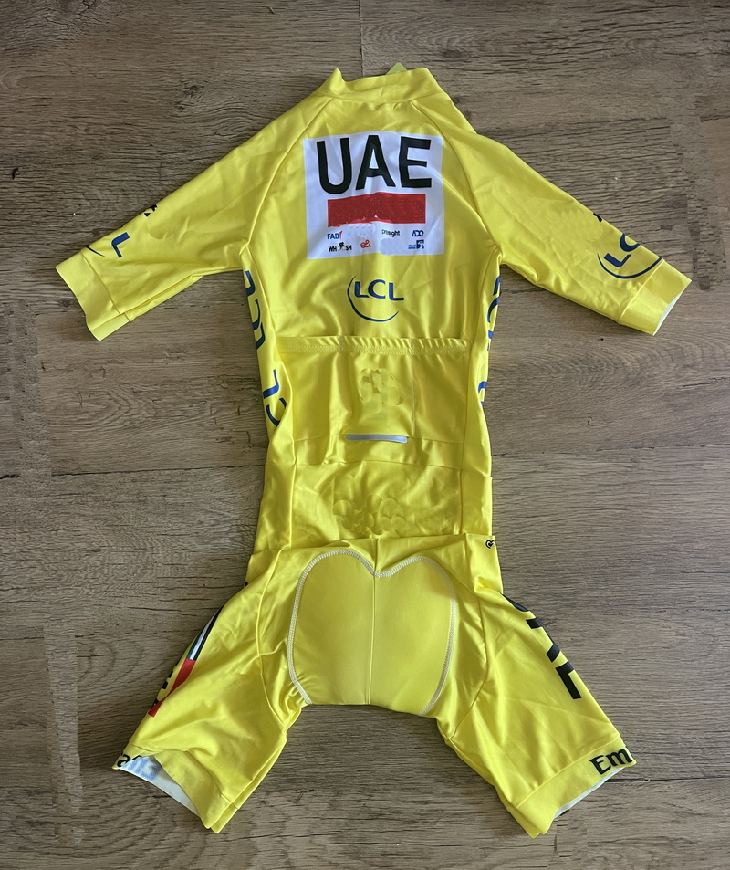 LASER CUT Skinsuit 2024 UAE TE - огляд і ціна Cycling Gear Uae